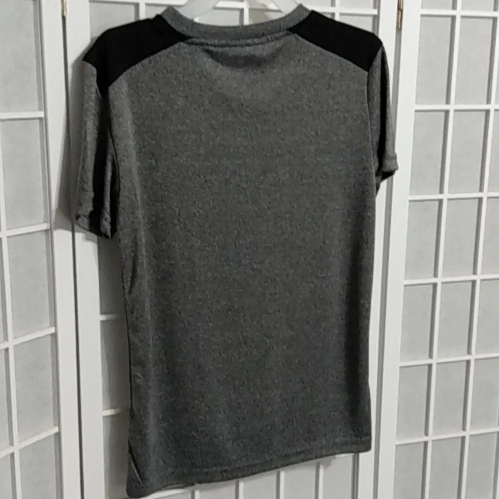Hind Kids Boys Girls Gray Athletic T Shirt Short Sleeve Size M 10 12 Polyester‎ - Picture 3 of 6